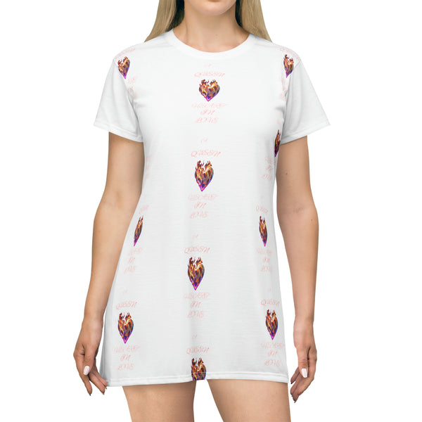 Queen Heart In Love T-Shirt Dress (AOP)